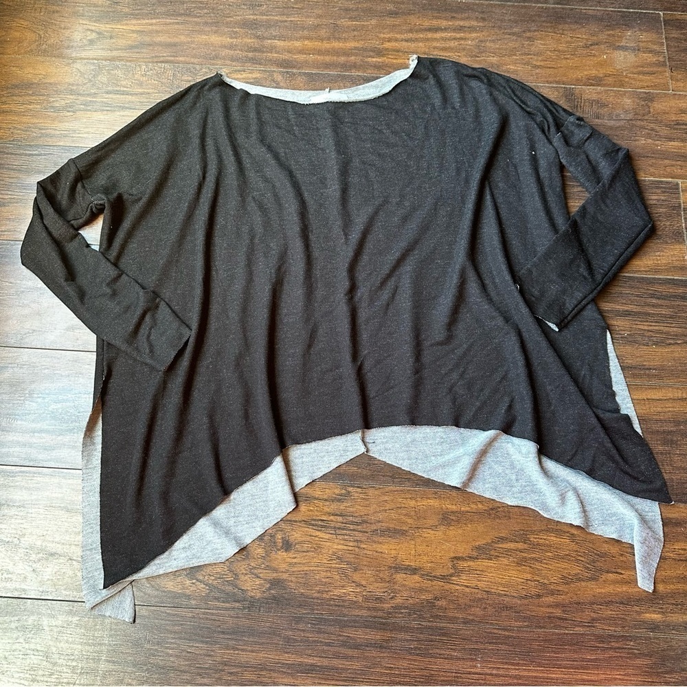 Willows Black Long Sleeve Asymmetrical Sweater